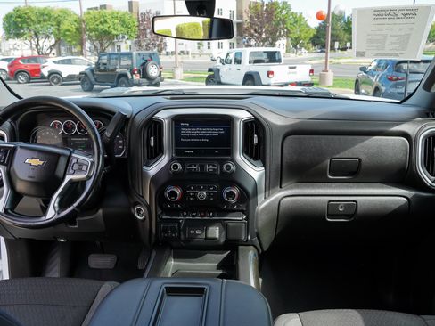 Used 2022 Chevrolet Silverado 2500 LT w/ Convenience Package AWD/4WD image 33