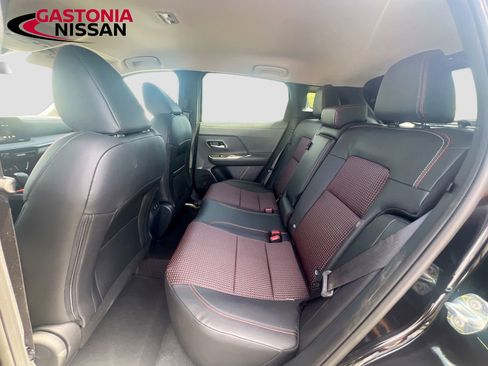 Used 2026 Nissan Kicks SR FWD image 31