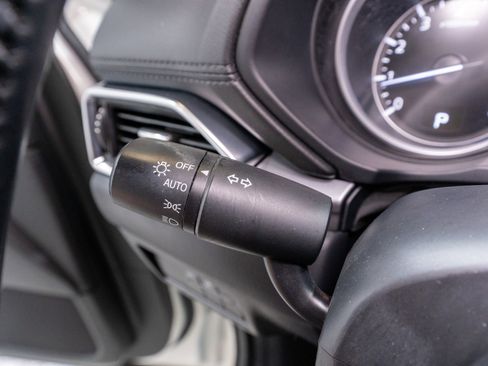 Used 2019 MAZDA CX-5 Touring FWD image 25