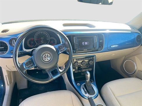 Used 2019 Volkswagen Beetle 2.0T SE w/ SE Premium Package image 23
