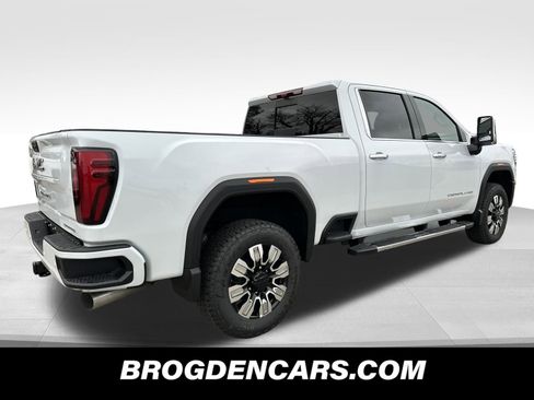 New 2026 GMC Sierra 2500 Denali w/ Technology Package image 3