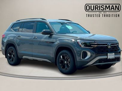 New 2025 Volkswagen Atlas Peak Edition SE