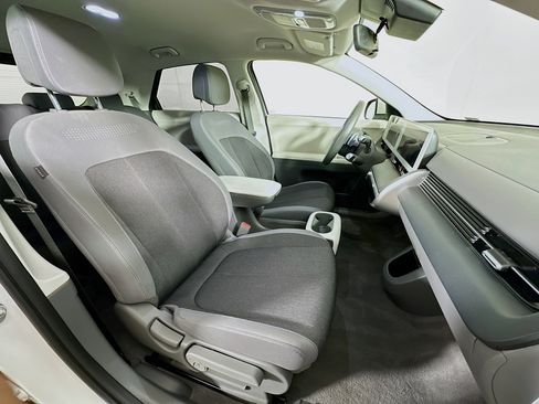 Used 2023 Hyundai Ioniq 5 SE image 30