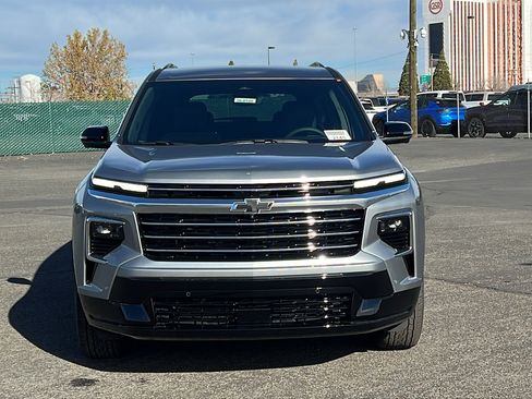New 2026 Chevrolet Traverse High Country image 2