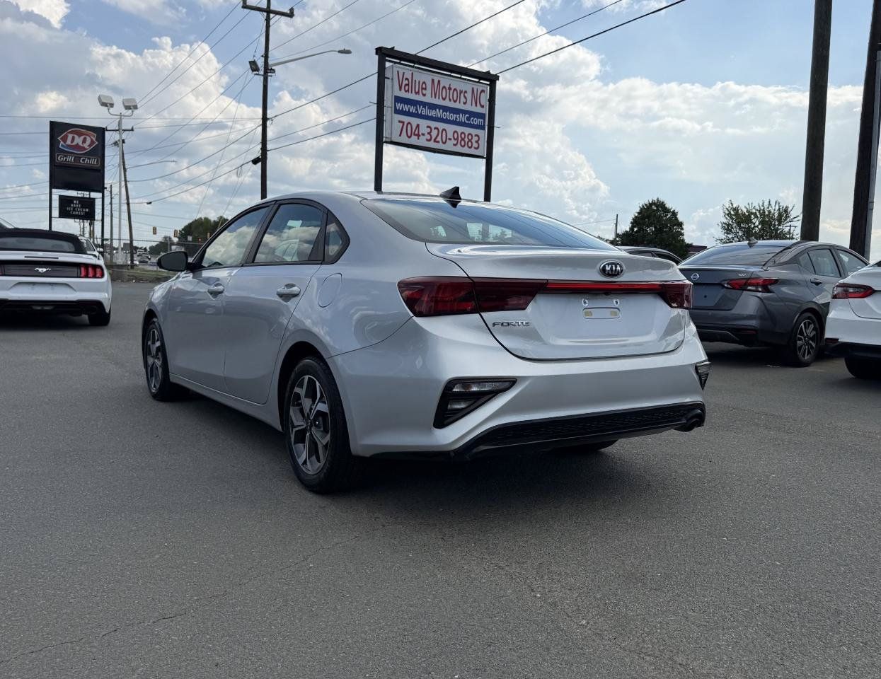 Used 2021 Kia Forte LXS FWD image 4