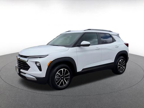 Used 2025 Chevrolet TrailBlazer LT image 8