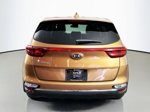 Used 2020 Kia Sportage LX w/ LX Popular Package image 6