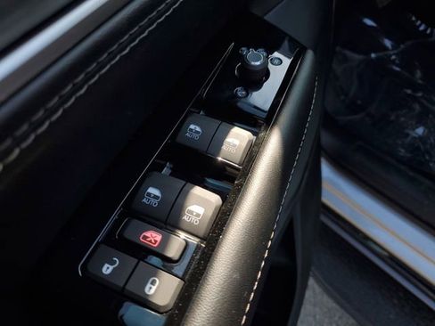 New 2026 Jeep Grand Wagoneer 4WD w/ Premium Group I image 25