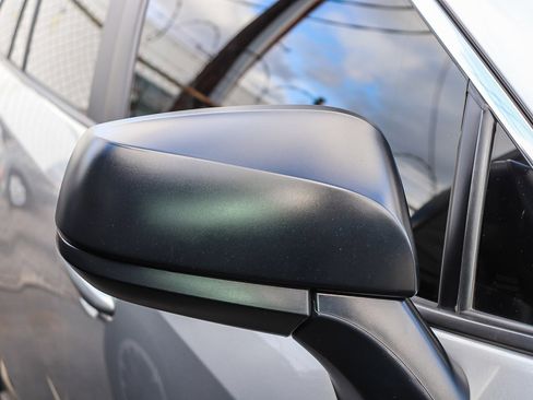 Used 2024 Toyota RAV4 LE image 8