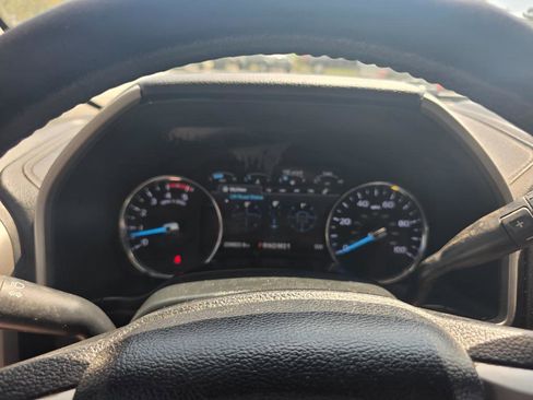 Used 2019 Ford F350 Lariat w/ Chrome Package AWD/4WD image 15