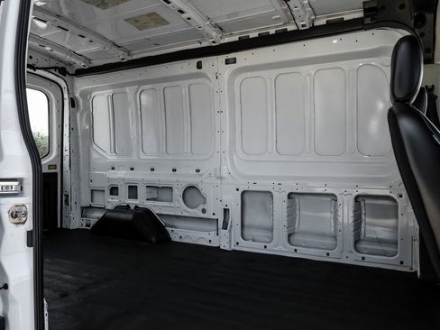 Used 2021 Ford Transit 250 Medium Roof image 34