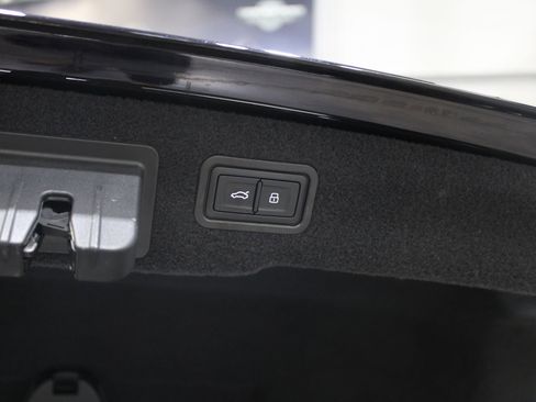Used 2024 Audi A8 L 3.0T w/ Luxury Package AWD/4WD image 15