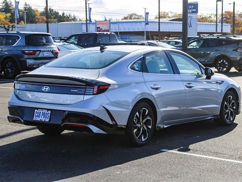 Used 2024 Hyundai Sonata SEL image 9