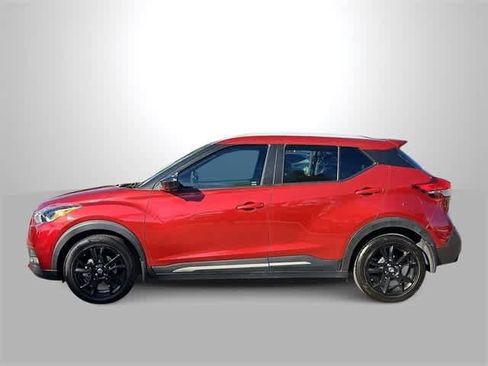 Used 2020 Nissan Kicks SR w/ SR Premium Package image 5