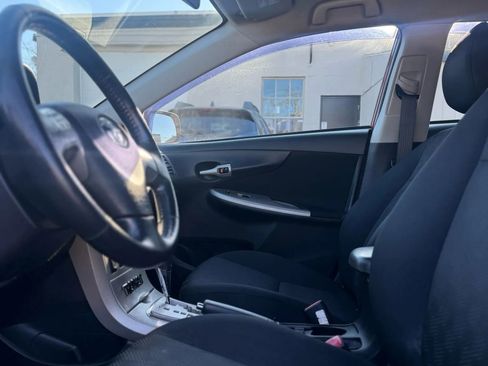 Used 2010 Toyota Corolla S image 25