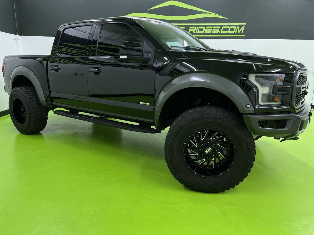 Used 2017 Ford F150 Raptor w/ Equipment Group 802A Luxury AWD/4WD image 1