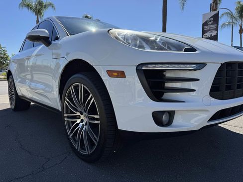 Used 2016 Porsche Macan S image 10