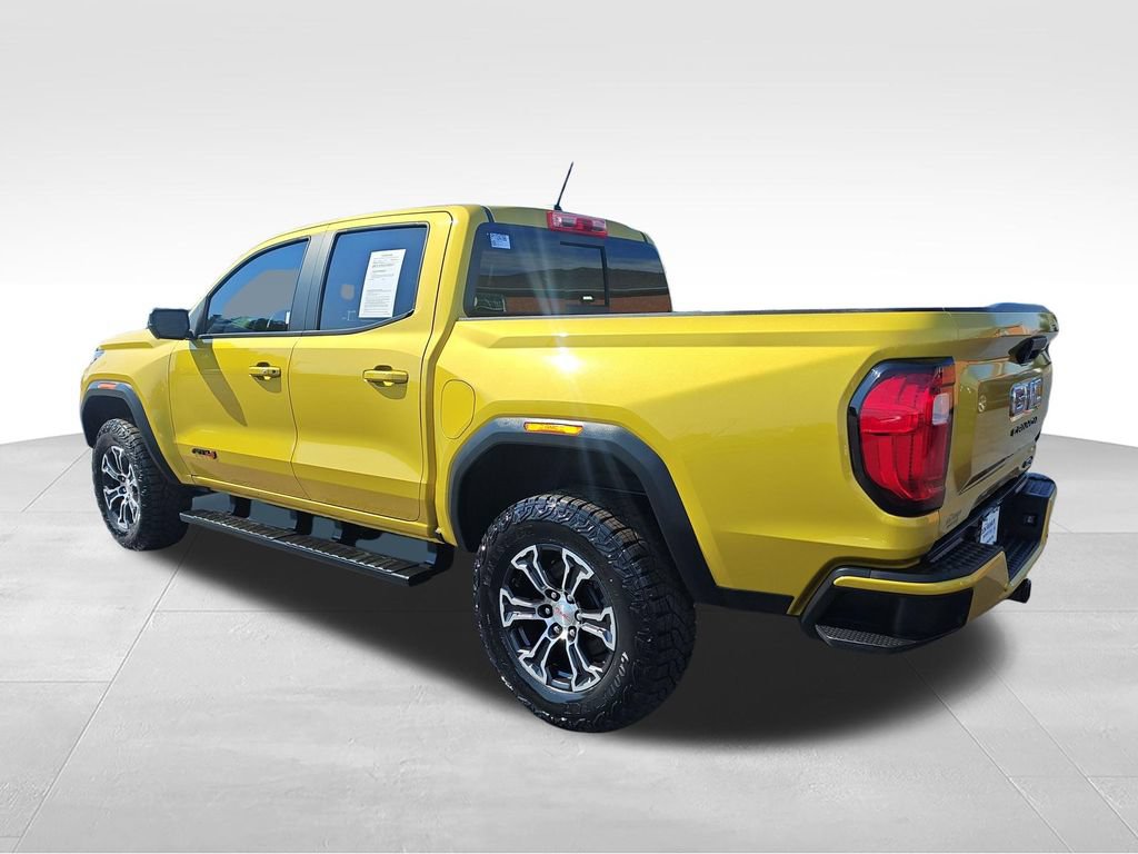 Used 2023 GMC Canyon AT4 w/ Technology Package AWD/4WD image 3