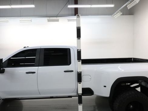 Used 2021 GMC Sierra 3500 4x4 Crew Cab w/ Gooseneck/5TH Wheel Package image 52