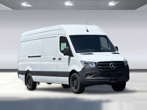 New 2026 Mercedes-Benz Sprinter 2500 image 6
