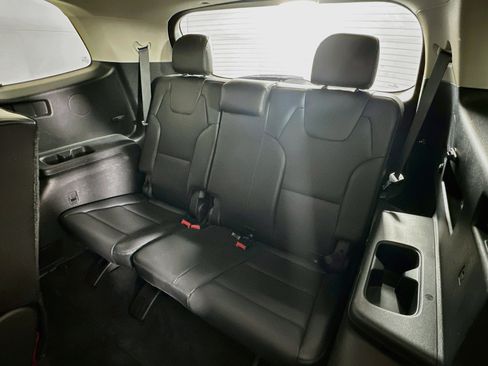 Used 2020 Kia Telluride S w/ S 8 Passenger Seating Package FWD image 29