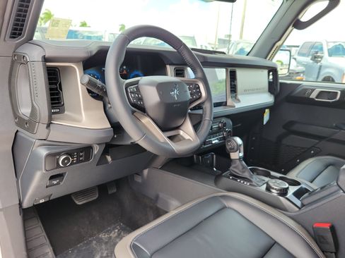 New 2026 Ford Bronco Outer Banks AWD/4WD image 9