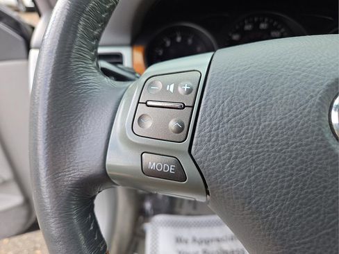 Used 2005 Lexus ES 330 FWD image 23