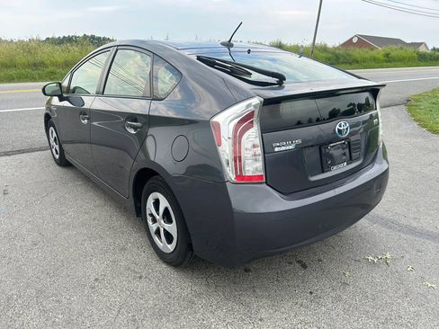 Used 2013 Toyota Prius Four FWD image 5