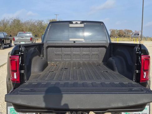 New 2026 RAM 3500 Longhorn image 10