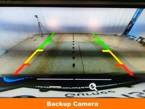 Used 2017 Ford Fusion SE w/ Equipment Group 201A AWD/4WD image 14