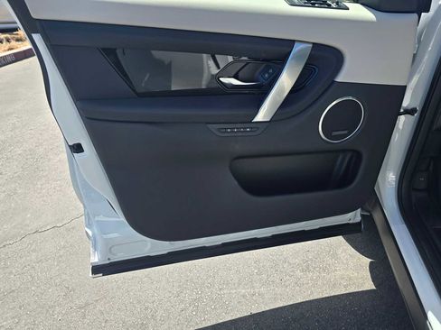 Certified 2025 Land Rover Discovery Sport S image 23