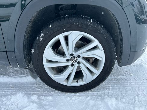 Used 2021 Volkswagen Atlas SE w/ Towing Package image 33