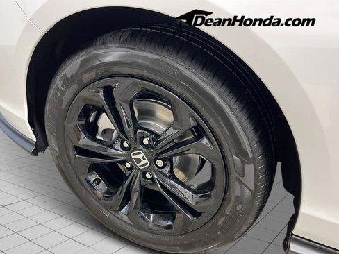 New 2025 Honda Accord SE image 10