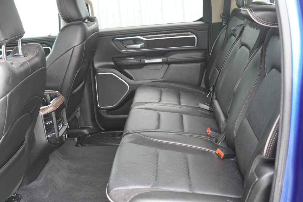 Used 2019 RAM 1500 Laramie AWD/4WD image 30