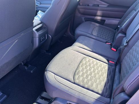 New 2026 Nissan Pathfinder SV image 23