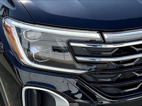 New 2026 Volkswagen Atlas Peak Edition AWD/4WD image 31