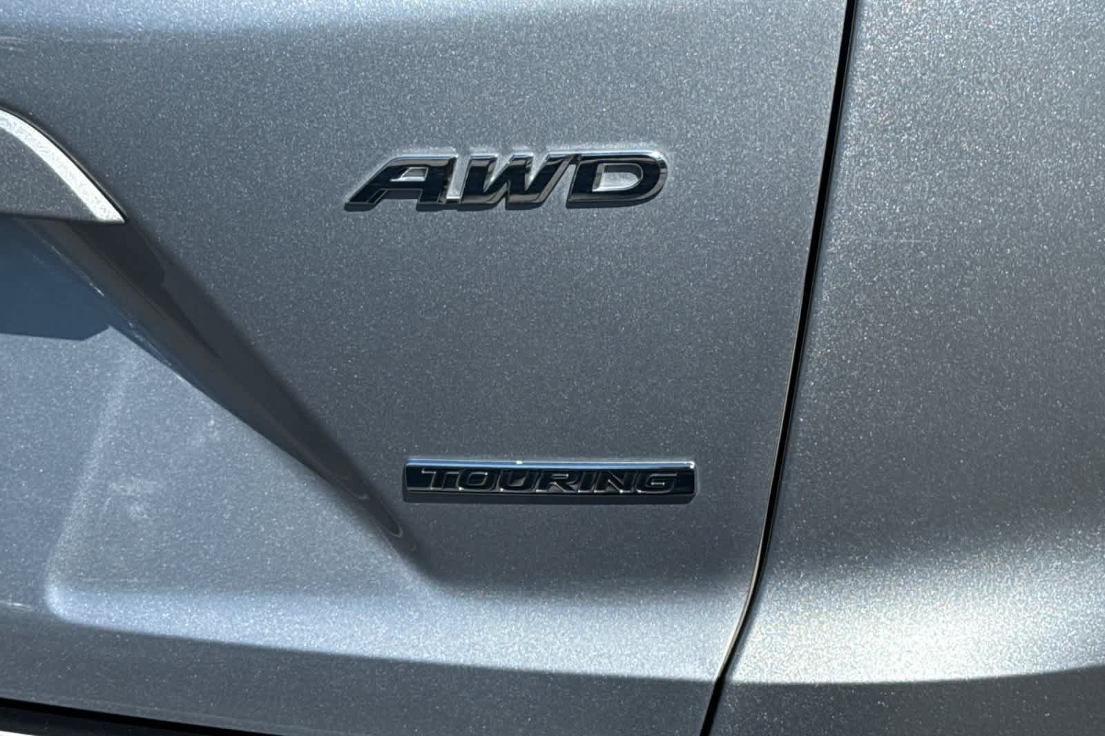 Used 2020 Honda CR-V Touring image 12