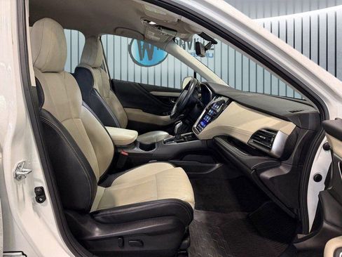 Used 2022 Subaru Outback Limited image 6