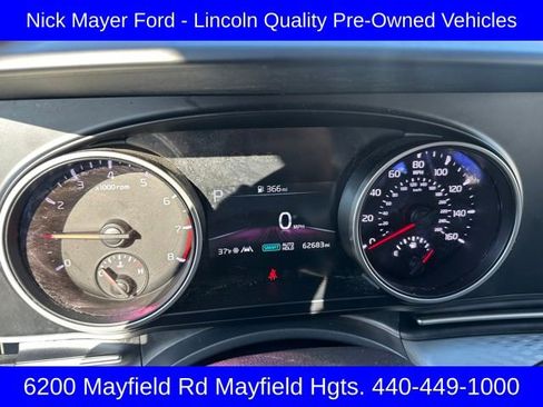 Used 2022 Kia Carnival LX image 36