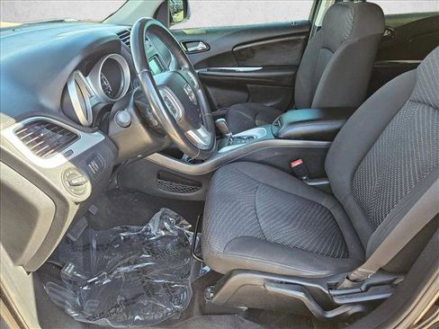 Used 2019 Dodge Journey SE w/ Connectivity Group image 14