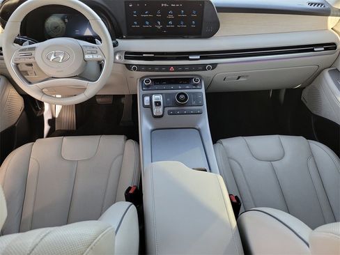 Used 2024 Hyundai Palisade Limited image 14