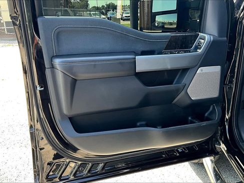 Used 2024 Ford F250 Lariat image 24