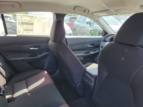 New 2026 Nissan Sentra SR w/ Floor Mat Package FWD image 27