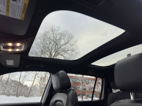 Used 2020 Mercedes-Benz GLB 250 GLB 250 image 19