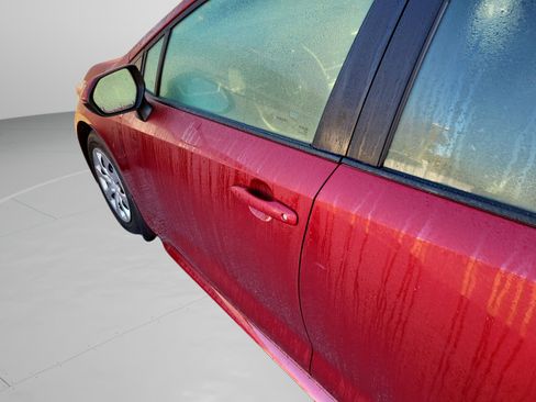 Certified 2025 Toyota Corolla LE image 23