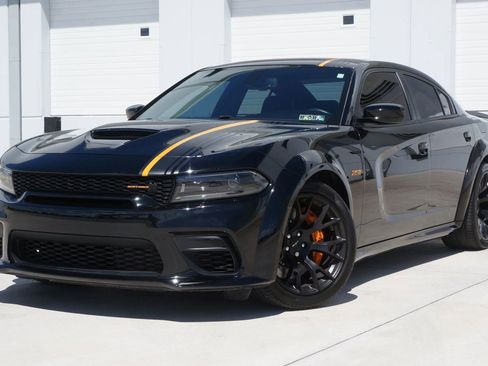 Used 2022 Dodge Charger Scat Pack image 6