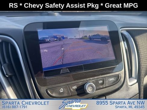 Used 2025 Chevrolet Malibu RS FWD image 20