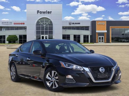 Used 2020 Nissan Altima 2.5 S FWD image 1