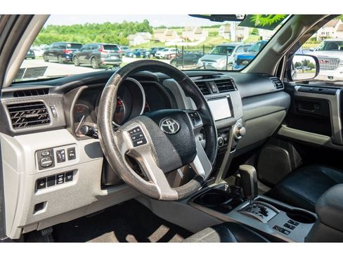 Used 2012 Toyota 4Runner SR5 w/ Premium Pkg AWD/4WD image 12