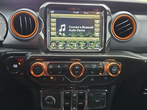 Used 2022 Jeep Gladiator Mojave w/ LED Lighting Group image 19